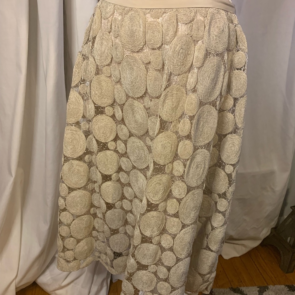 Women’s Beige Mesh Skirt w/mesh flair lining.